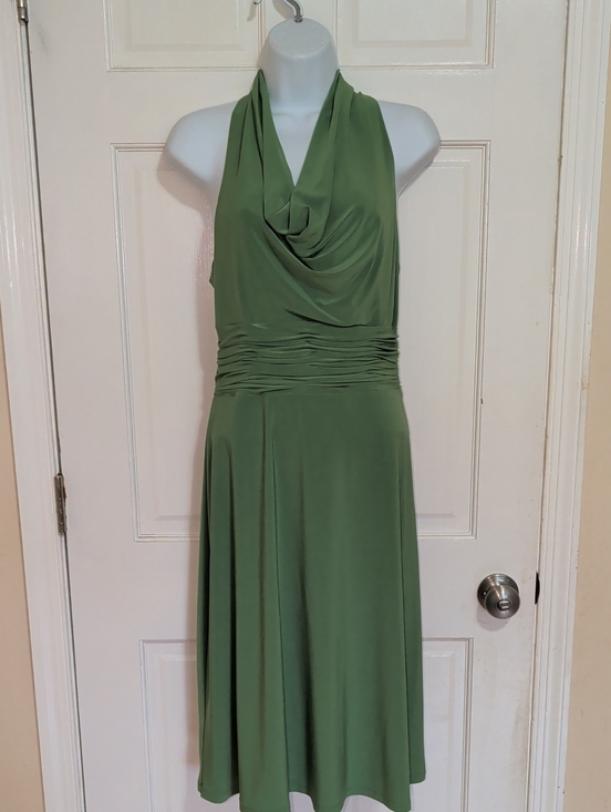 Evan Picone Dresses & Skirts - Evan Picone Shirred Waist Midi Dress Size 10